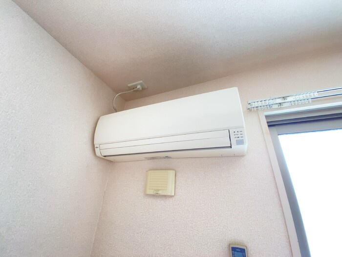 プレル八景水谷の洋室