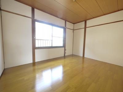 コーポラス小西Ｂ棟の洋室