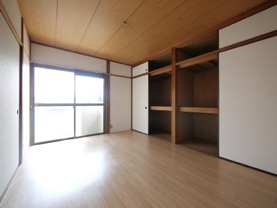 コーポラス小西Ｂ棟の収納