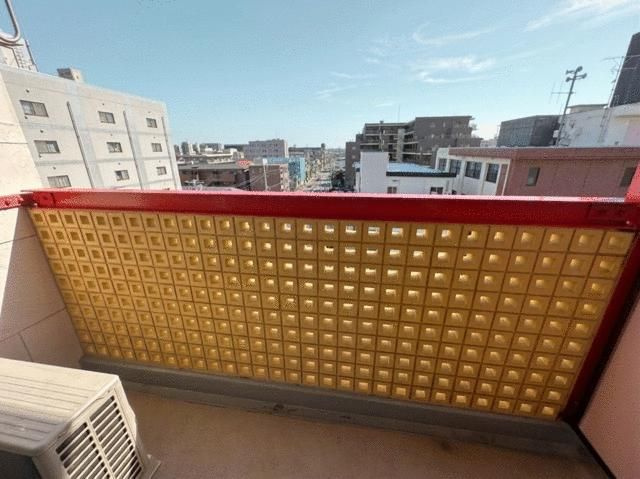 柏市泉町の事務所のバルコニー