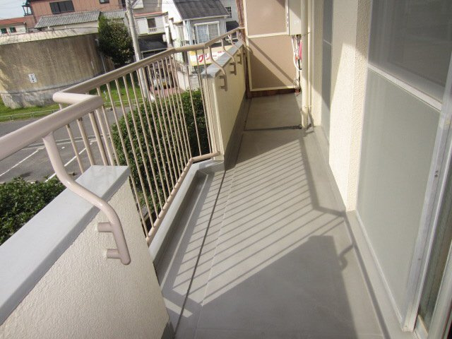 【バルコニー】