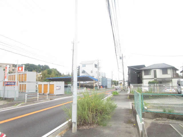 横浜市旭区上川井町の倉庫
