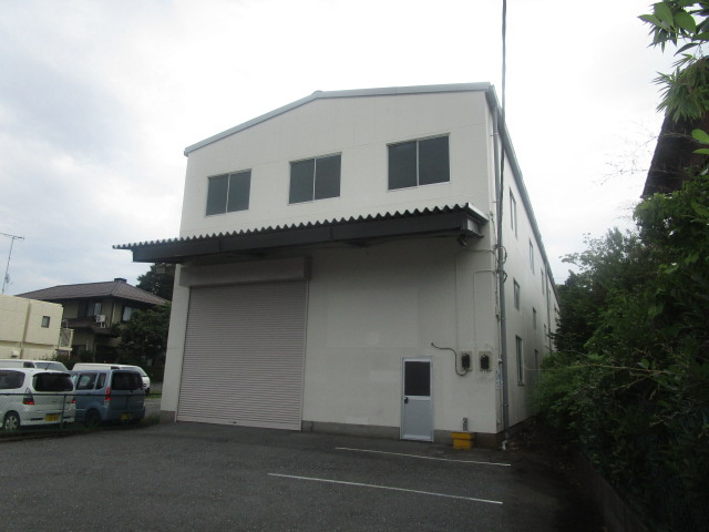 横浜市旭区上川井町の倉庫
