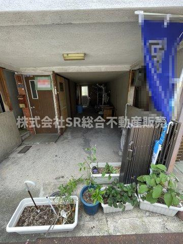 六万寺町3丁目中古戸建の駐車場|ビルトインガレージ2台（軽自動車）分ございます！