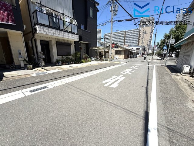 中古戸建　神戸市長田区二葉町8丁目6の前面道路含む現地写真|前面道路含む現地写真です