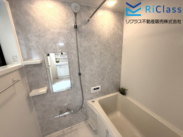 中古戸建　神戸市長田区二葉町8丁目6の浴室|お風呂です
浴室乾燥機付きです
