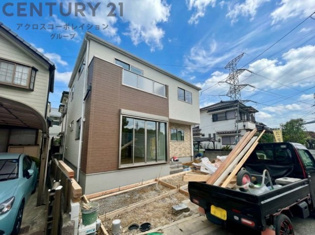 徒歩10分圏内に「安倉北小学校」などがあり、子どもの通学も安心です。
