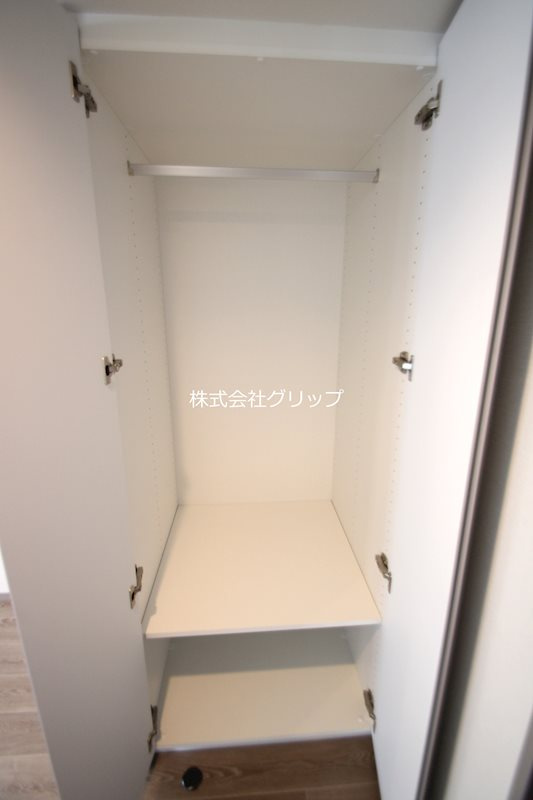 横浜市中区山下町の賃貸マンションの収納