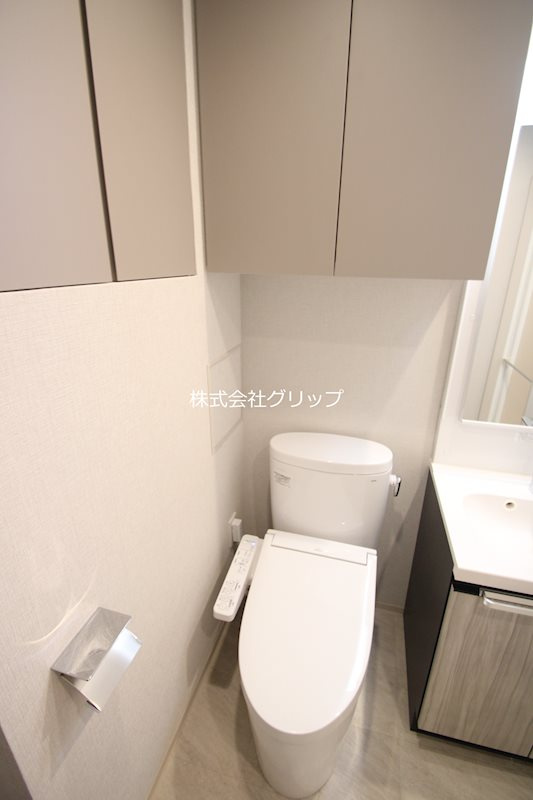 横浜市中区山下町の賃貸マンションのトイレ