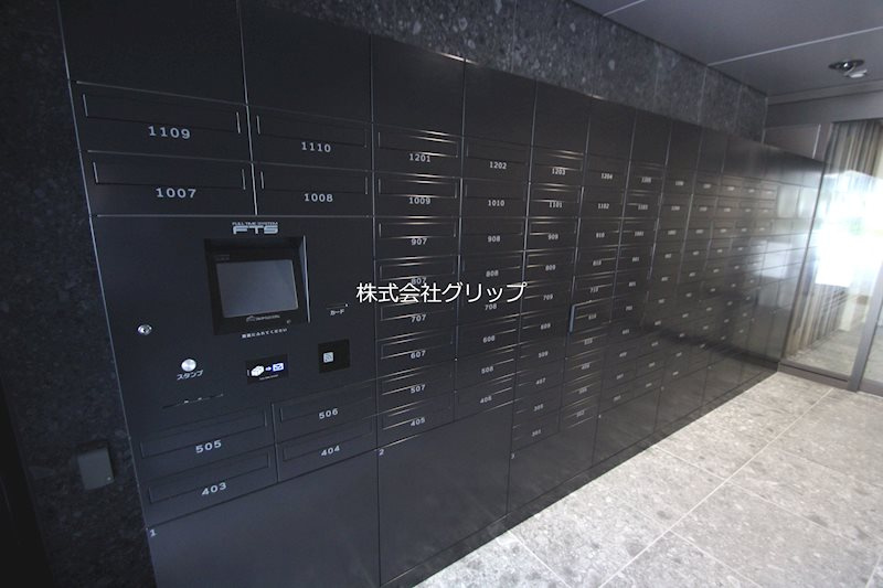 横浜市中区山下町の賃貸マンションの外観