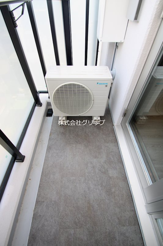 横浜市中区山下町の賃貸マンションのバルコニー