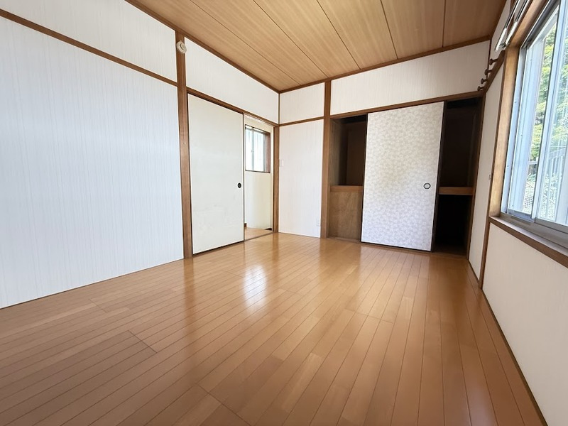 古々山住宅の居間・リビング