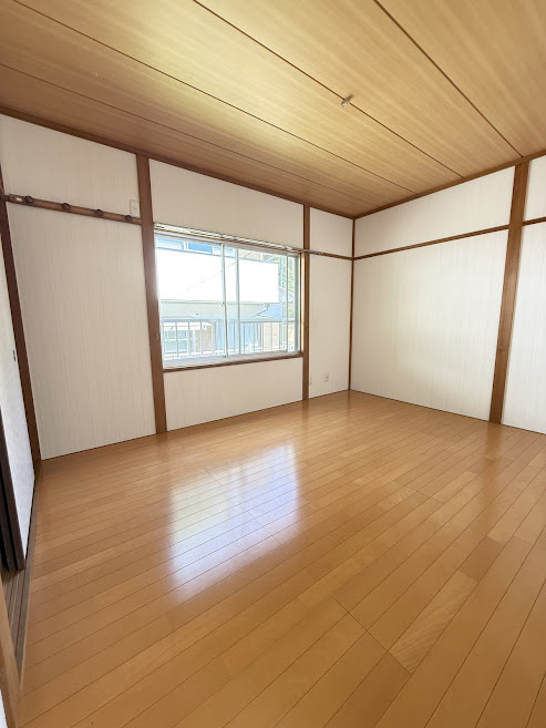 古々山住宅の居間・リビング