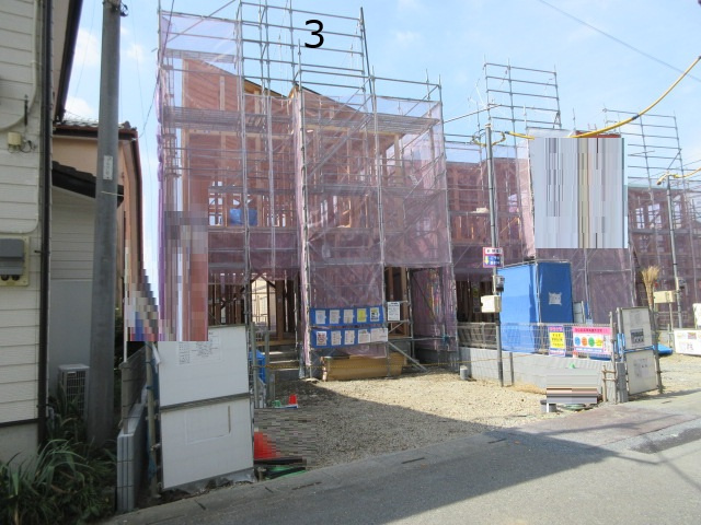 【仲介手数料無料】新築戸建　深谷市本住町16-31（全3棟）の前面道路含む現地写真