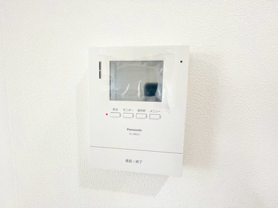 【エントランス】 | 千里山ロイヤルマンション2番街D棟 | 物件を比較検討したいお客様には、「物件比較見学プラン」をご用意しております。こちらの物件だけでなく、お客様の希望に沿った物件を、いくつかまとめてご案内させて頂きます。