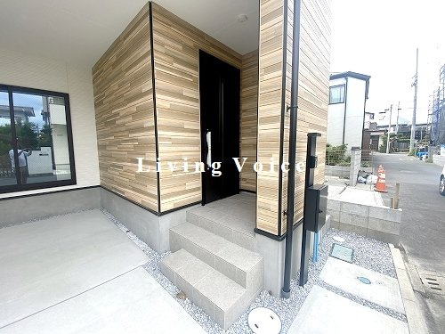 【仲介手数料０円】茅ヶ崎市旭が丘5期　新築一戸建てのエントランス|茅ヶ崎市旭が丘5期　新築一戸建て