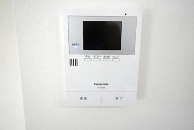 【セキュリティ】 | レナルヒュース中野 | モニター付ーインターホン完備。