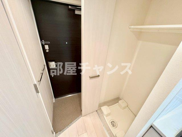 プレサンス栄ブリオの玄関