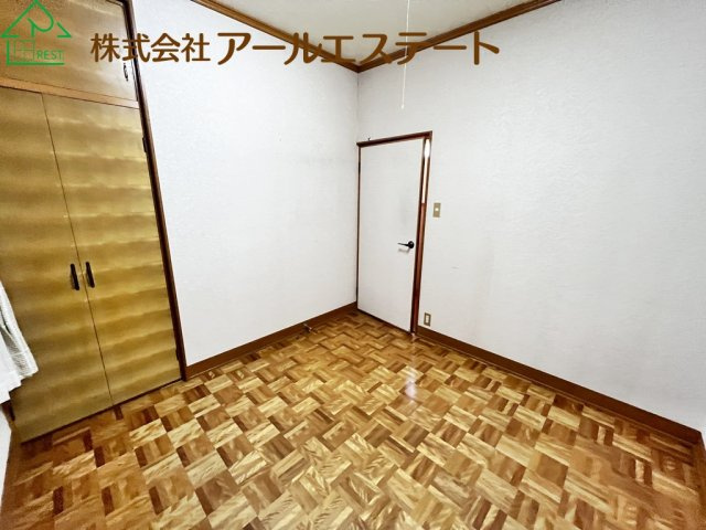姫路市御立西3丁目　　中古戸建の洋室