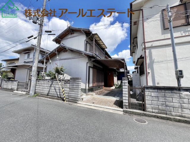 姫路市御立西3丁目　　中古戸建の前面道路含む現地写真