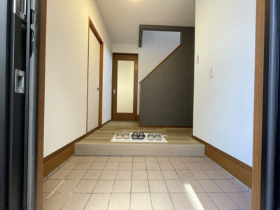 【玄関】 | 堺市西区浜寺船尾町西2丁 中古戸建