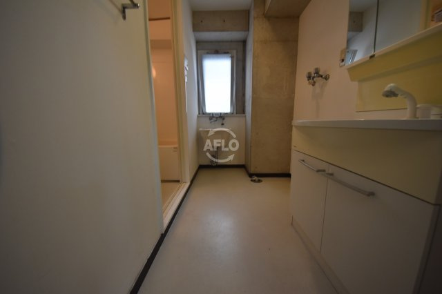 ADW Residence 谷町四丁目の洗面所|アプリコ　洗面脱衣所