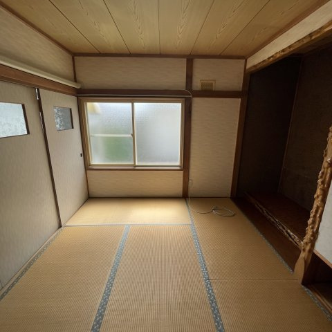 登別市美園町5丁目33-4戸建の和室
