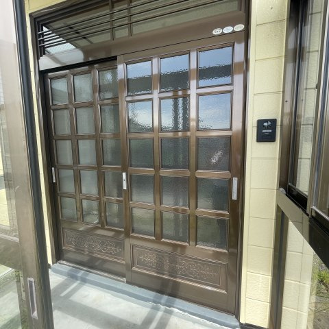 登別市美園町5丁目33-4戸建の玄関