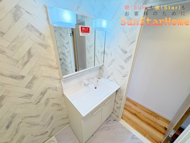 【サンスターホーム】ネオハイツ羽村駅前　角部屋の独立洗面台