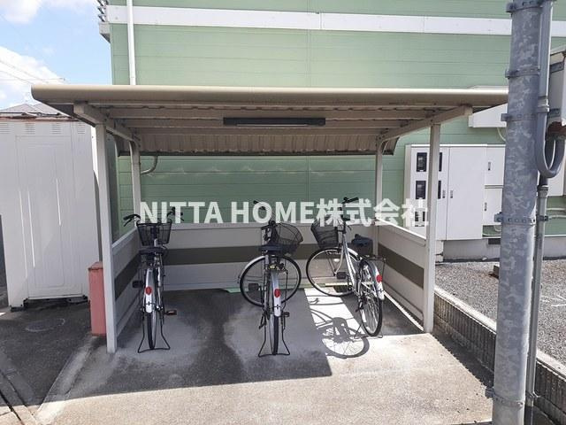 フロレスタⅢのその他共用部分|屋根付きの駐輪場は無料です☆彡