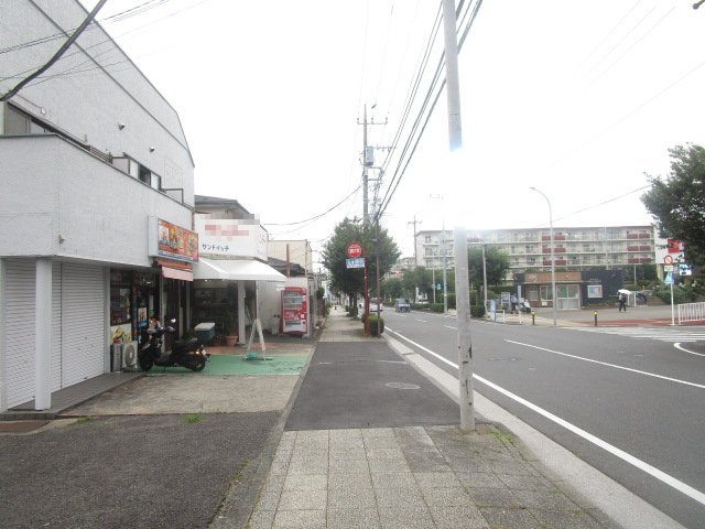 横浜市泉区和泉町の倉庫