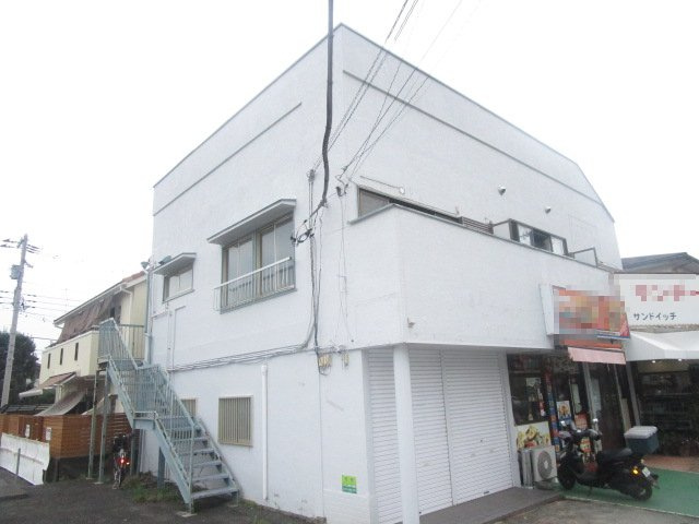 横浜市泉区和泉町の倉庫