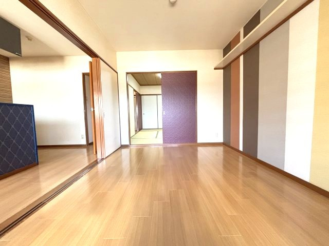 セレーナ喜志参番館Ⅱの洋室