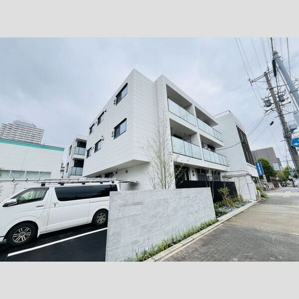 HEBEL MAISON 徳川園の駐車場