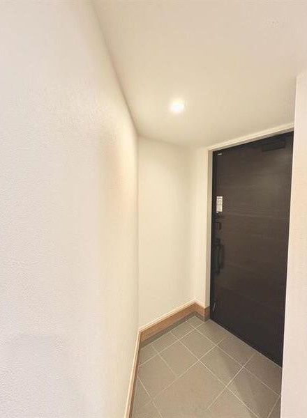 栄生２丁目戸建の玄関