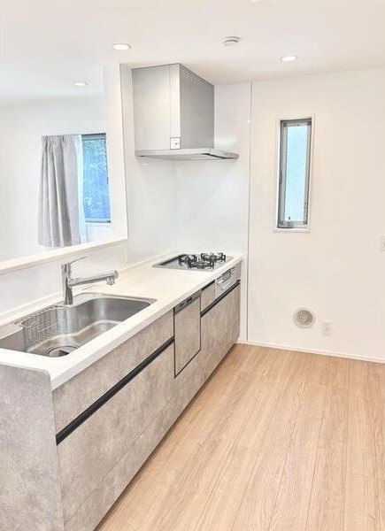 栄生２丁目戸建のキッチン