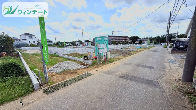 土浦市木田余西台第2　新築戸建　1号棟の前面道路含む現地写真|現地写真です。敷地面積222.24㎡（67.22坪）とゆとりの広さ。日当たりや風通しはぜひ現地でご確認ください。