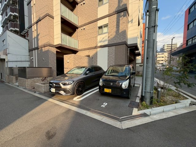 アバンティ大阪ドームシティの駐車場