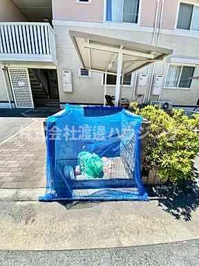 ロイヤルハイムのその他共用部分|ゴミ置き場