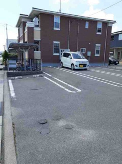 【駐車場】 | アンソレイユＡ | 駐車スペースもあります