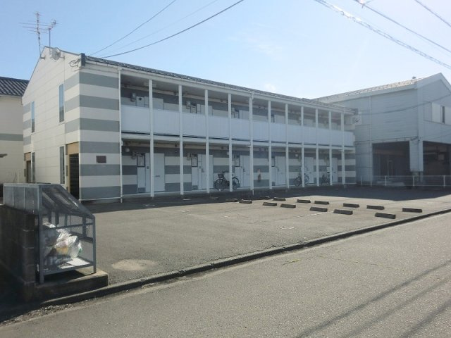 レオパレスコンフォールの外観|外観は落ち着いています