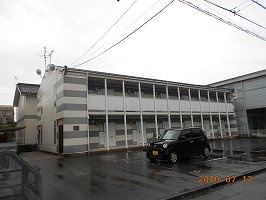 レオパレスコンフォールの外観|落ち着いた雰囲気の外観です
