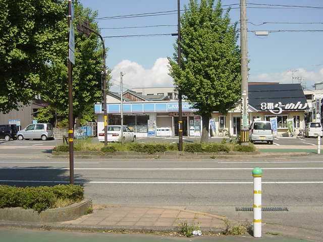 CASA　COMODA（カーザコモダ）の周辺|ローソン福井田原町店まで549ｍ