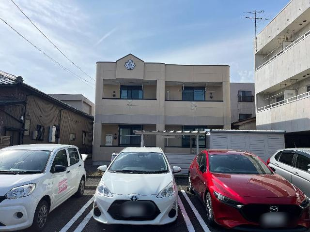 CASA　COMODA（カーザコモダ）の外観|外観写真（昼）