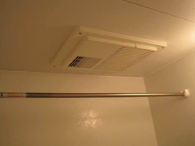 レオパレスＳＯＬＵＴＩＯＮＳⅡのその他|浴室乾燥機