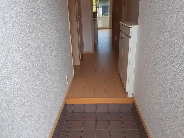 アルバ－ダの玄関|玄関です