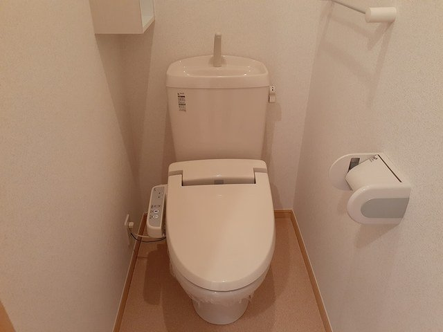 アルバ－ダのトイレ|清潔感のあるトイレです