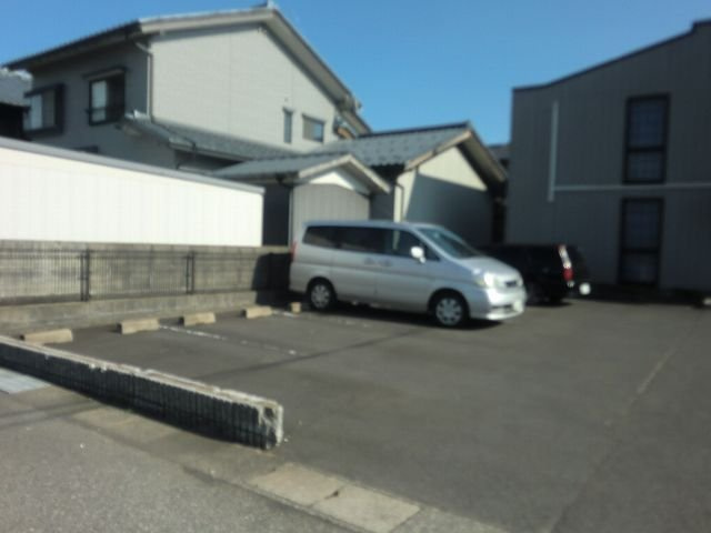 レオパレスラポールのその他