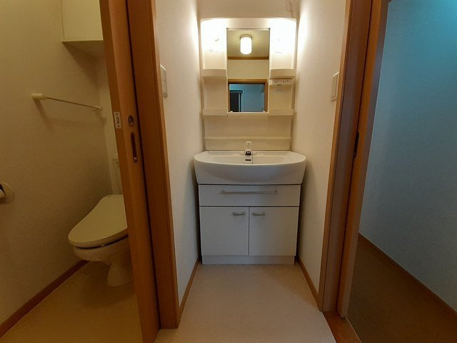 メープルリバーの洗面所|コンパクトで使いやすい洗面所