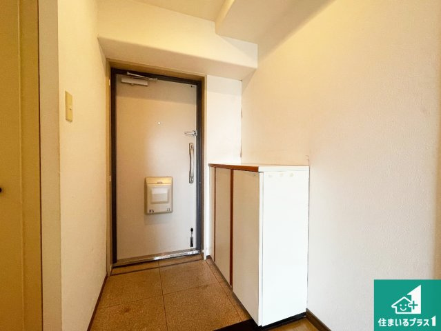 カルム西伊丹の玄関|シューズボックスにはたくさんの靴が収納できるので玄関周りはいつもスッキリ！ご家族が増えても安心！